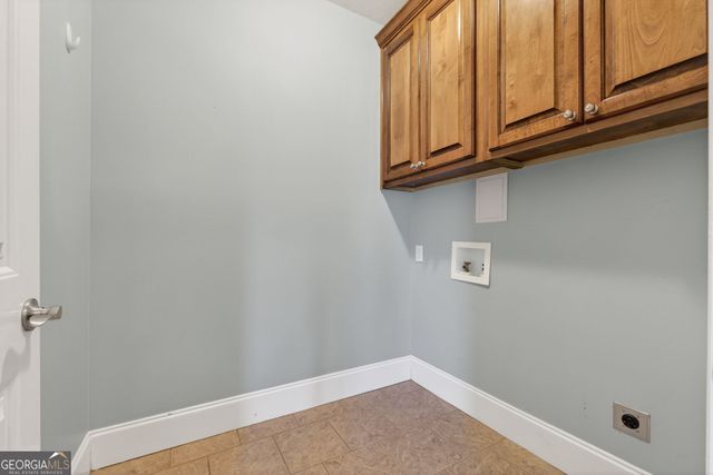 113 Lighthorse Boulevard, Mcdonough, GA 30252