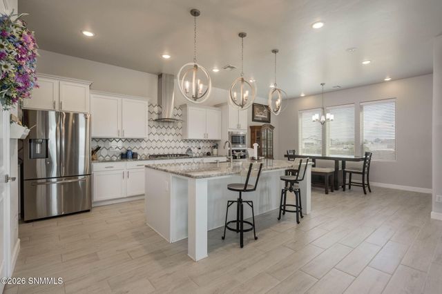393 Marisa Court, Las Cruces, NM 88007
