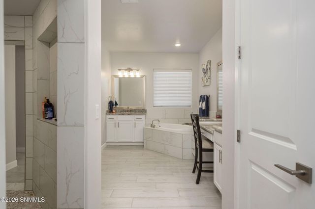 393 Marisa Court, Las Cruces, NM 88007