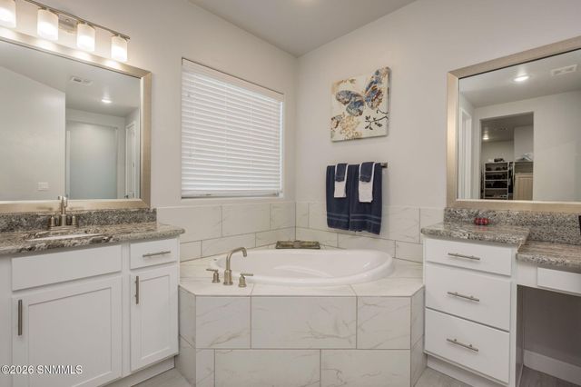 393 Marisa Court, Las Cruces, NM 88007
