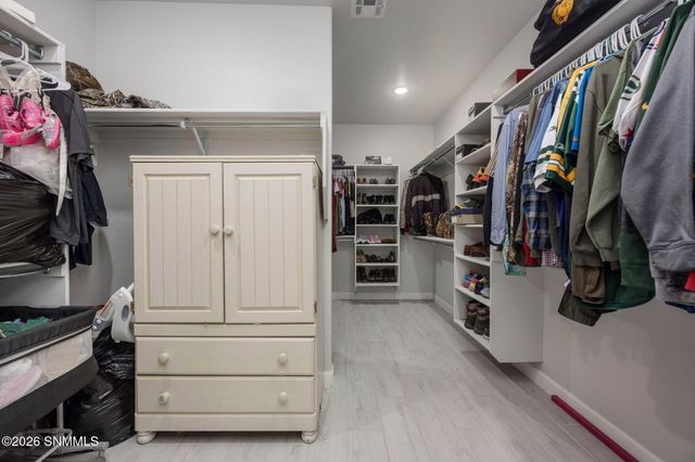 393 Marisa Court, Las Cruces, NM 88007