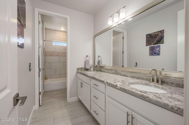 393 Marisa Court, Las Cruces, NM 88007