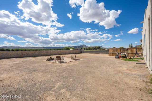 393 Marisa Court, Las Cruces, NM 88007