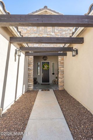 393 Marisa Court, Las Cruces, NM 88007