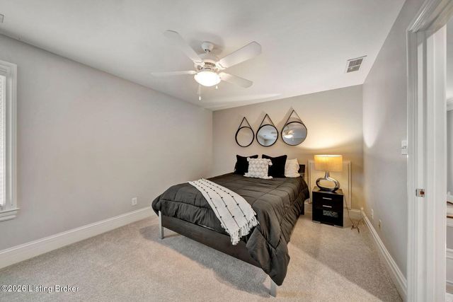 7627 Ashleywood Dr, Louisville, KY 40241