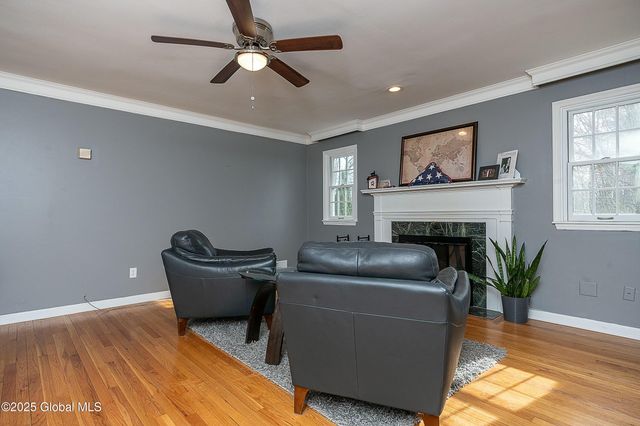 1366 Rosehill Boulevard, Niskayuna, NY 12309