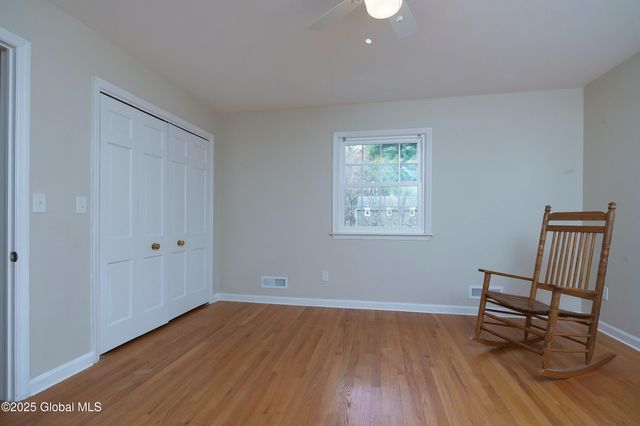 1366 Rosehill Boulevard, Niskayuna, NY 12309