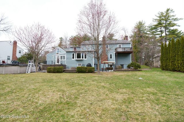 1366 Rosehill Boulevard, Niskayuna, NY 12309