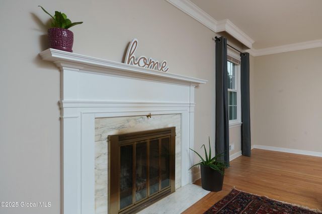 1366 Rosehill Boulevard, Niskayuna, NY 12309