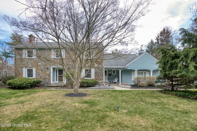 1366 Rosehill Boulevard, Niskayuna, NY 12309