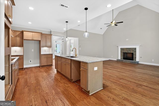 240 Jay Trail, Fayetteville, GA 30215