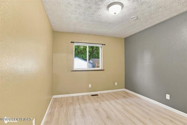 1839 Bellevue Loop, Anchorage, AK 99515