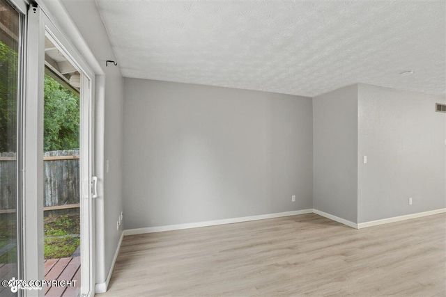 1839 Bellevue Loop, Anchorage, AK 99515