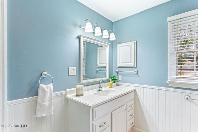 16 Bogie Drive, Whispering Pines, NC 28327