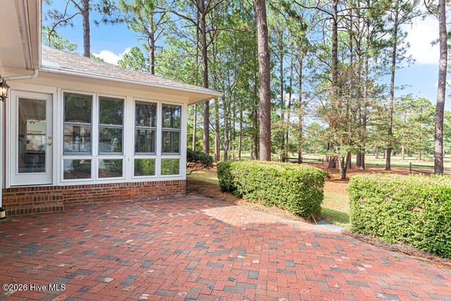 16 Bogie Drive, Whispering Pines, NC 28327