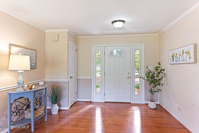 16 Bogie Drive, Whispering Pines, NC 28327