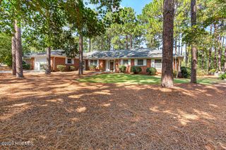 16 Bogie Drive, Whispering Pines, NC 28327