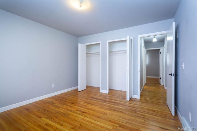 35085 Marina Drive, Sterling Heights, MI 48312