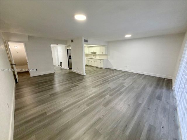 7155 W 2nd Way, Hialeah, FL 33014