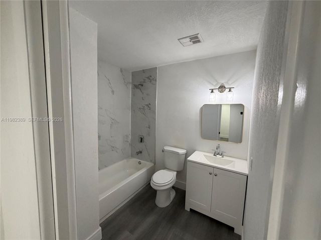 7155 W 2nd Way, Hialeah, FL 33014