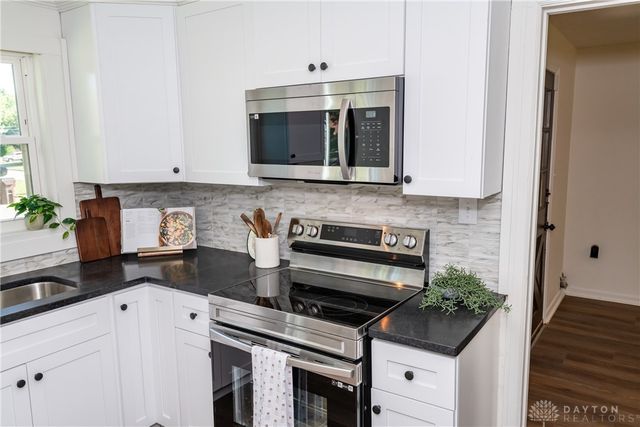 208 E Sunrise Avenue, Dayton, OH 45426