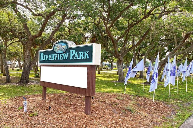 417 Pine Street, Sebastian, FL 32958