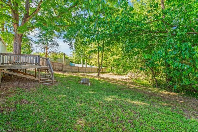 189 Sunset Drive, Thomasville, NC 27360