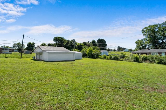 312 Edwards Drive, Anderson, SC 29626