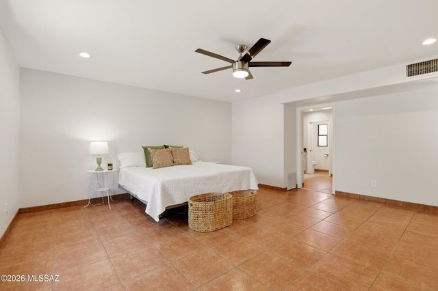 2817 E Croyden Street, Tucson, AZ 85716