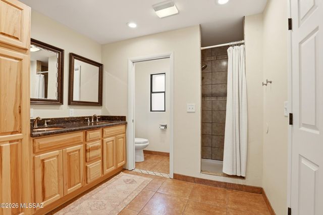 2817 E Croyden Street, Tucson, AZ 85716