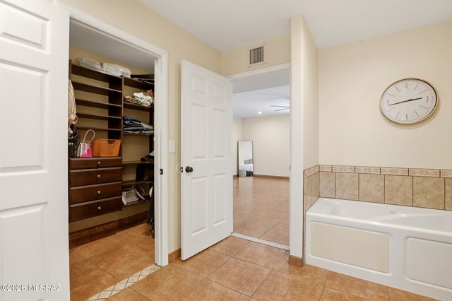2817 E Croyden Street, Tucson, AZ 85716