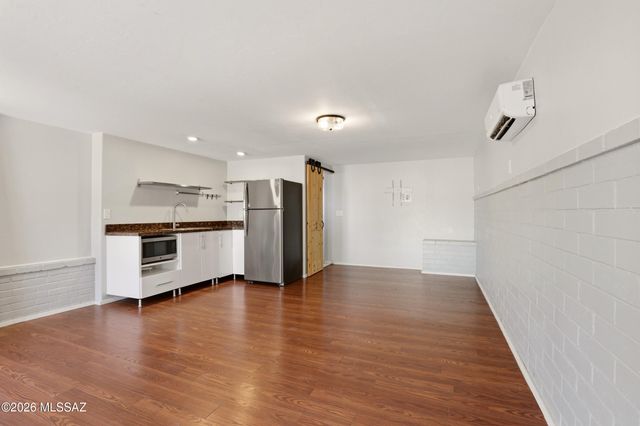 2817 E Croyden Street, Tucson, AZ 85716
