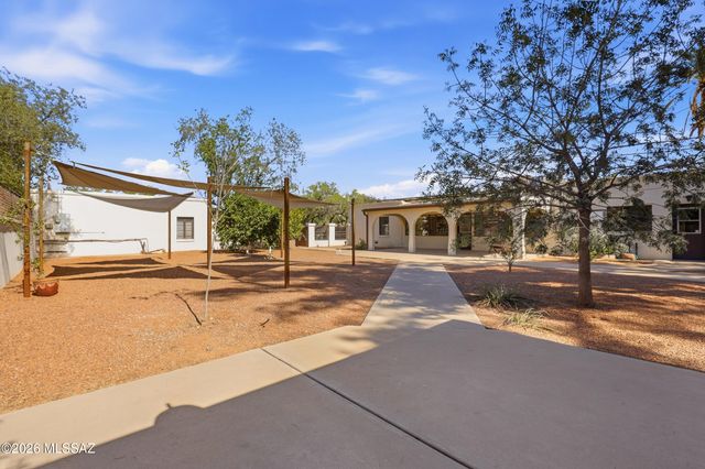 2817 E Croyden Street, Tucson, AZ 85716