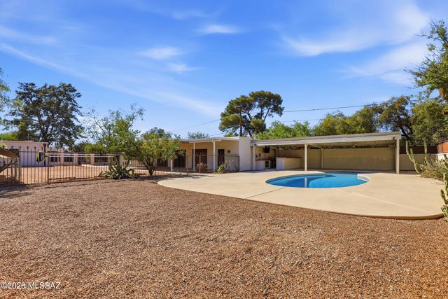 2817 E Croyden Street, Tucson, AZ 85716
