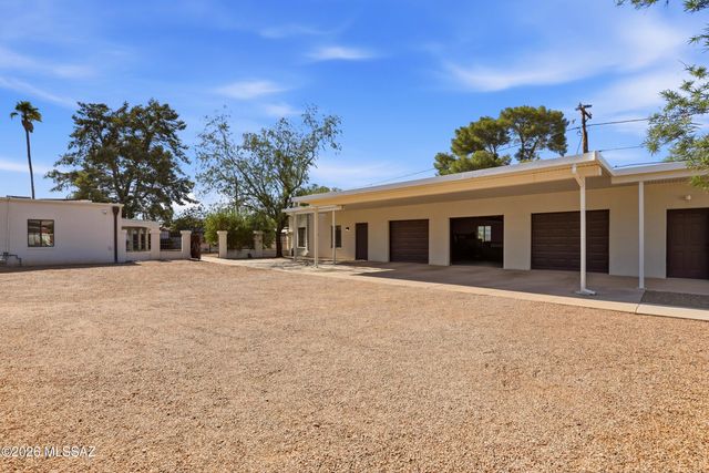 2817 E Croyden Street, Tucson, AZ 85716