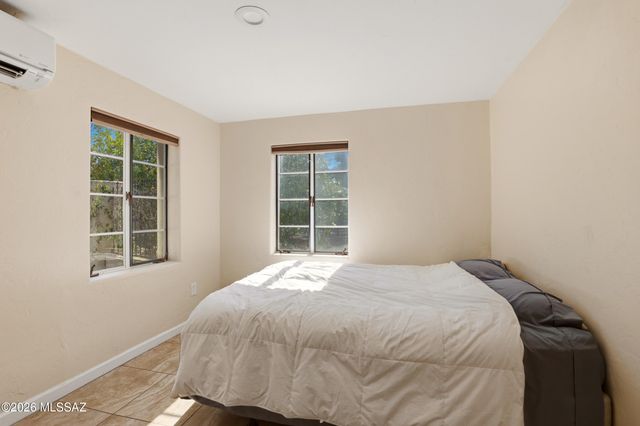 2817 E Croyden Street, Tucson, AZ 85716