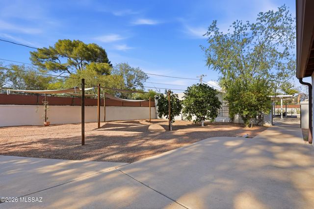 2817 E Croyden Street, Tucson, AZ 85716