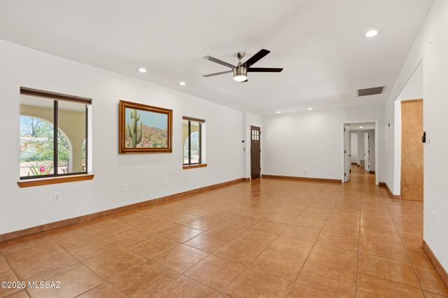 2817 E Croyden Street, Tucson, AZ 85716