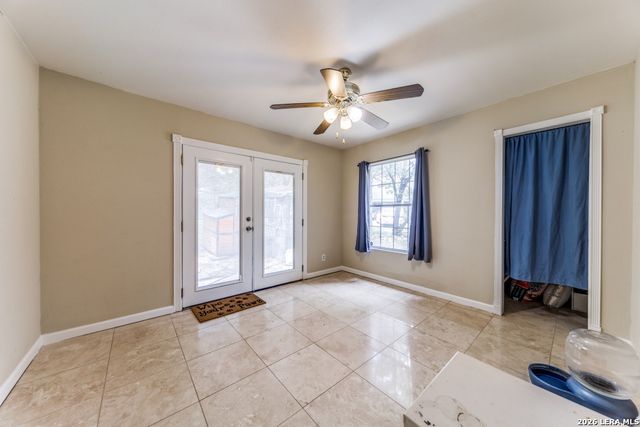 9106 SADDLE TRL, San Antonio, TX 78255