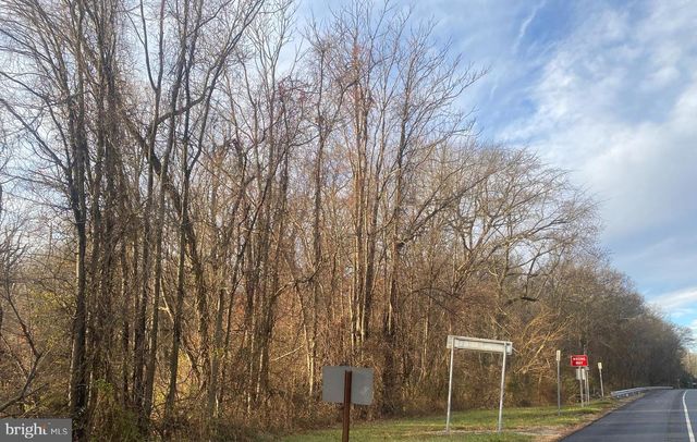 371 ROUTE 40, Penns Grove, NJ 08069