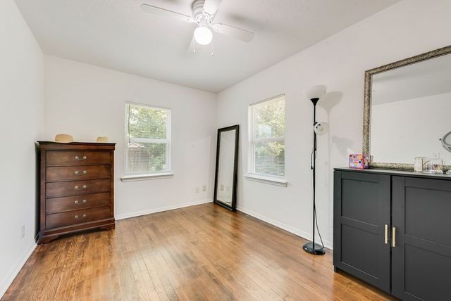 827 Taylor Street, Lancaster, TX 75134