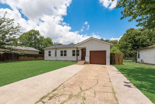 827 Taylor Street, Lancaster, TX 75134