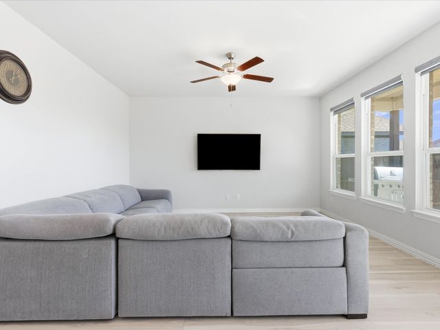 11416 Silver Queen Drive, Aubrey, TX 76227