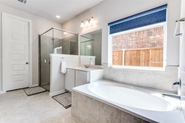 11416 Silver Queen Drive, Aubrey, TX 76227