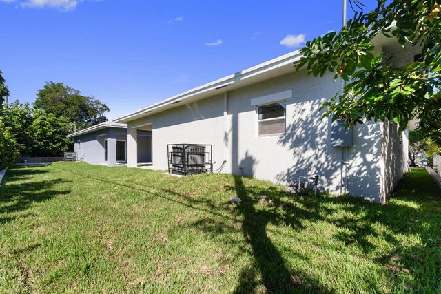 2908 NW 8th Court, Fort Lauderdale, FL 33311