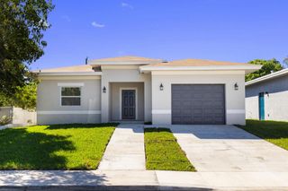 2908 NW 8th Court, Fort Lauderdale, FL 33311