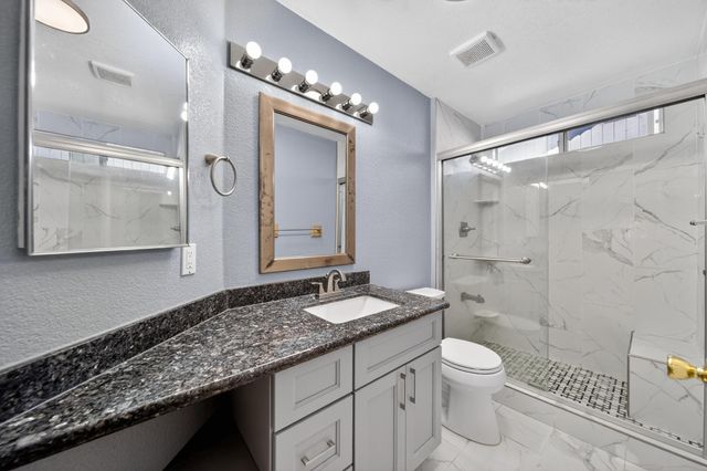 3360 Lawrence Road, Redding, CA 96002