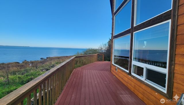 804 Duck Lake Drive NE, Ocean Shores, WA 98569