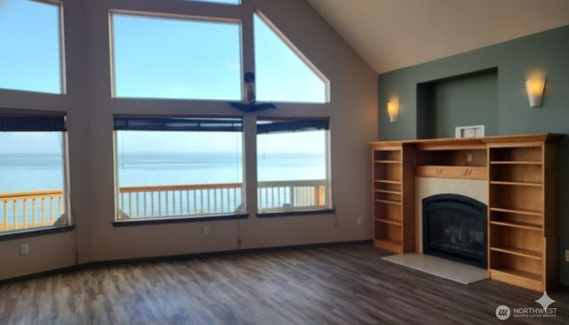 804 Duck Lake Drive NE, Ocean Shores, WA 98569