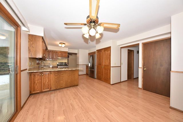 2925 N 120th STREET, Wauwatosa, WI 53222